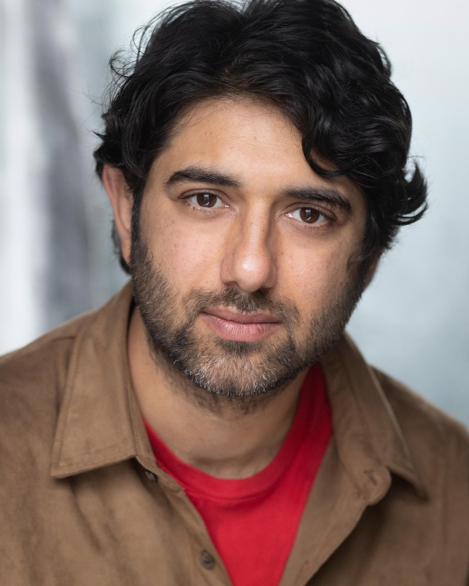 Kareem Nasif plays #Secretary to #IndiraGandhi Bibi Pritam Kaur's father &amp; Bhai Surinder Singh musician-singer ragi #GoldenTemple in #IRONAURATAAN
Theatre #RiverswithDiamonds <a href="/QMUL_HSS/">Queen Mary Faculty of Humanities & Social Sciences</a>  #breadth <a href="/OmnibusTheatre/">Omnibus Theatre</a>
#Tonight #free R&amp;D event in #london #Thursday sohayavisions.com/iron-ladies