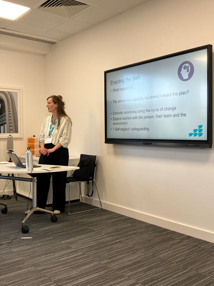 Penultimate presentation is by the fantastic @LD_Dietitian <a href="/BDA_LDSubGroup/">BDA_LearningDisabilities</a> on the MCA in Dietetics. Very relevant to weight management and the updated <a href="/The_HCPC/">HCPC</a> standards #MHSGStudyDay2024