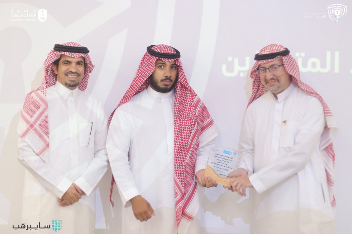 رئاسة النادي تُكرَّم لقيادتها الحكيمة والرؤية الواضحة، إنجازاتهم على مدار سنة ونصف تشكل أساس نجاح النادي، نحن مُقدرون لجهودكم