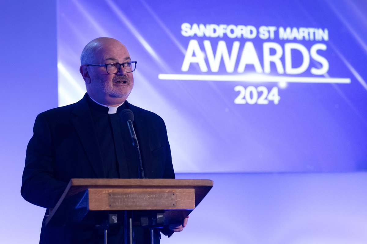 On Monday, we were fortunate enough to have @CanonOakley open proceedings at #sandford2024 Awards Ceremony <a href="/Southwarkcathed/">Southwark Cathedral</a> with an eloquent address honouring the content-makers celebrated at the awards - read his welcome here:
sandfordawards.org.uk/shared-languag…