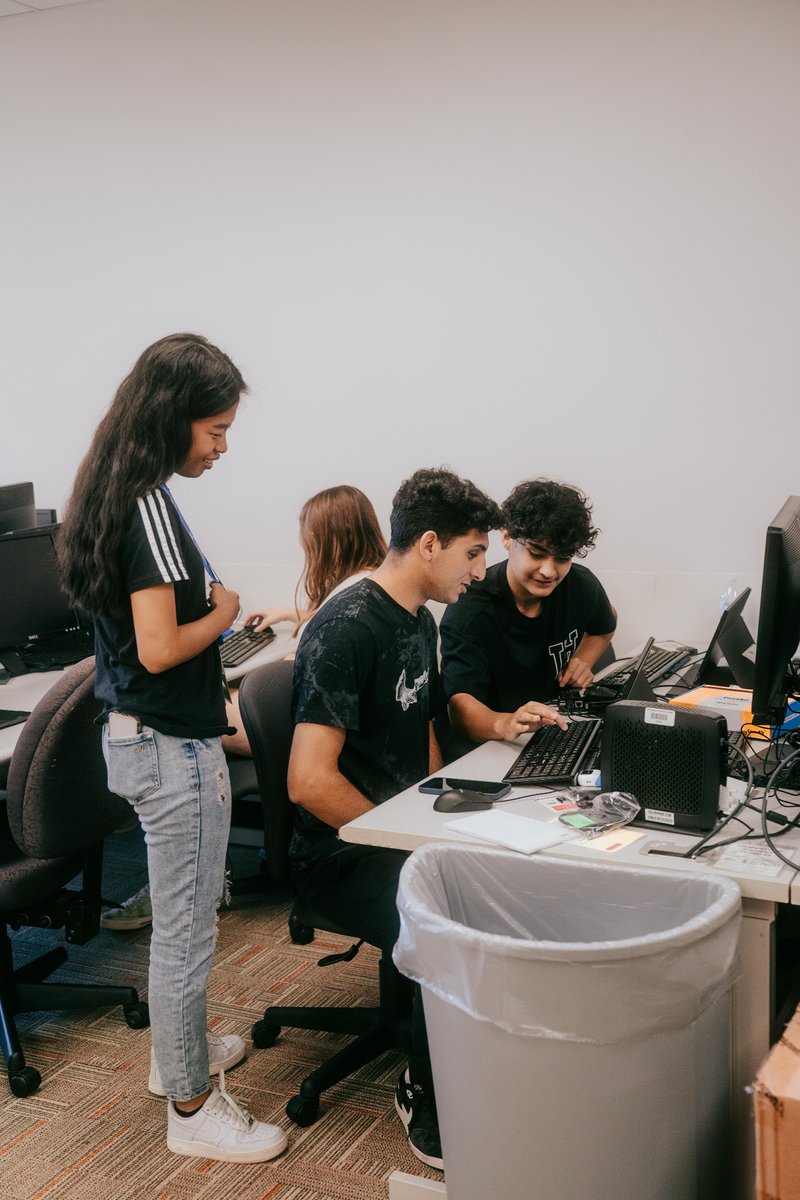 AvenueScholars's tweet image. Boot Camp Update: Week 3 🔥

Scholars in the IT Boot Camp, code with HTML and explore the world of ASCII libraries.💻  

The Construction/Trades/Manufacturing Boot Camp focuses on woodworking, building a solid foundation for future success. 🔨

#AvenueScholars #SummerBootCamp