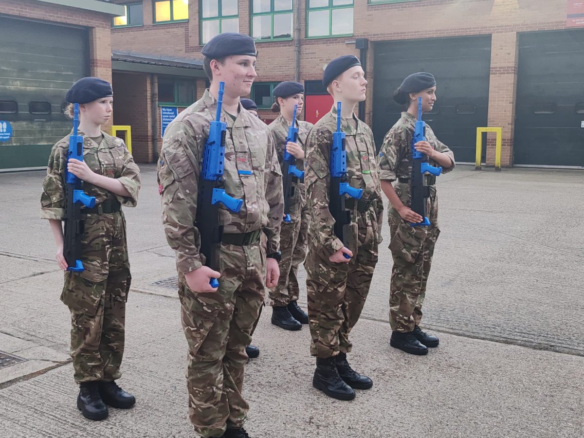 Lt Col K (@ltcolk_1) on Twitter photo Thank you 107 Det <a href="/JRussell_ACF/">Jay Russell</a>
for the laughter & top tips on passing a physics exam👍🏽😉
And to the CFAVs who continually give their time to support ,care for & guide our Cdts even when you're going through rough times.
Loving the unit energy. Keep up the excellent work.
🫡 Thank you 107 Det <a href="/JRussell_ACF/">Jay Russell</a>
for the laughter & top tips on passing a physics exam👍🏽😉
And to the CFAVs who continually give their time to support ,care for & guide our Cdts even when you're going through rough times.
Loving the unit energy. Keep up the excellent work.
🫡