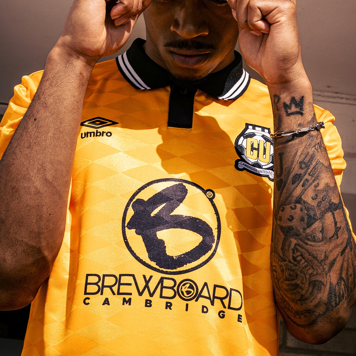 BrewBoard (@brewboard) on Twitter photo 🚨GIVEAWAY KLAXON🚨 To celebrate the launch of the new shirt today, we're giving one away! Just give us a follow and retweet this post and you'll be in with a chance. Winner announced on Monday...🤞
#BrewBoard | <a href="/CambridgeUtdFC/">Cambridge United FC</a> | #CamUTD | #giveaway 🚨GIVEAWAY KLAXON🚨 To celebrate the launch of the new shirt today, we're giving one away! Just give us a follow and retweet this post and you'll be in with a chance. Winner announced on Monday...🤞
#BrewBoard | <a href="/CambridgeUtdFC/">Cambridge United FC</a> | #CamUTD | #giveaway