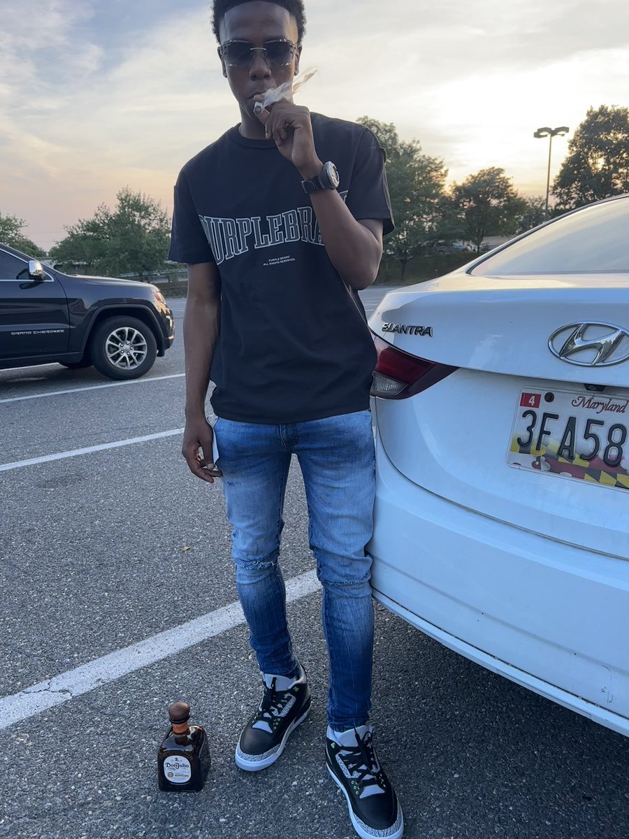 YrggDroy__'s tweet image. #E4J👼🏽💜 #ltg💕💕 #FDM🔒
#Cmurda🌎 #18