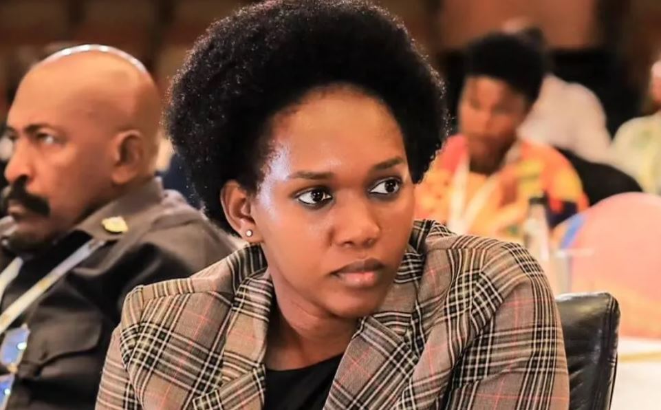 dokolopost's tweet image. Breaking News🚨 
Minister Nyamutoro survives assassination attempt while investigating illegal mining. This incident highlights the need to protect officials ensuring environmental safety &amp;amp; transparency in the mining industry for Uganda&apos;s future. 

#Safety #MiningTransparency