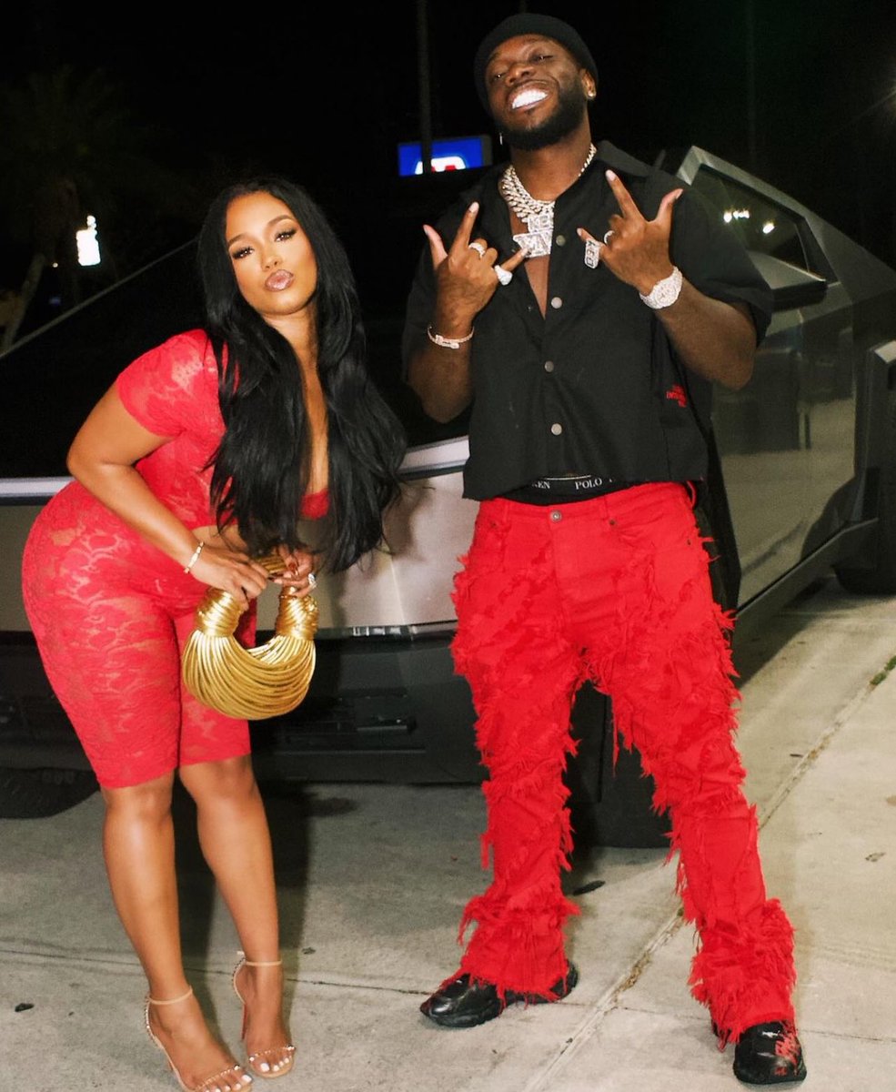 JonnyKeo7's tweet image. KOMODO TYPE OF NIGHT❤️💯🖤