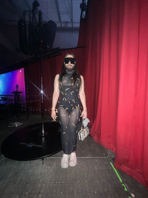 Ms Supreme’s pics and videos