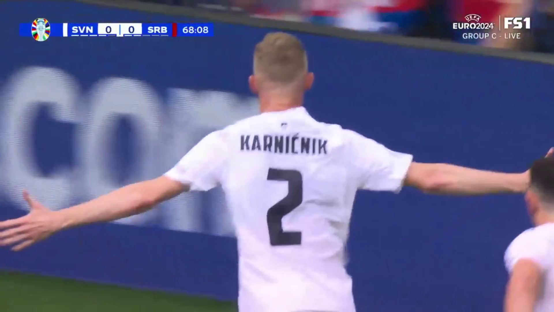 GOALLLLLLL Karničnik with the goal for Slovenia 🙌🇸🇮