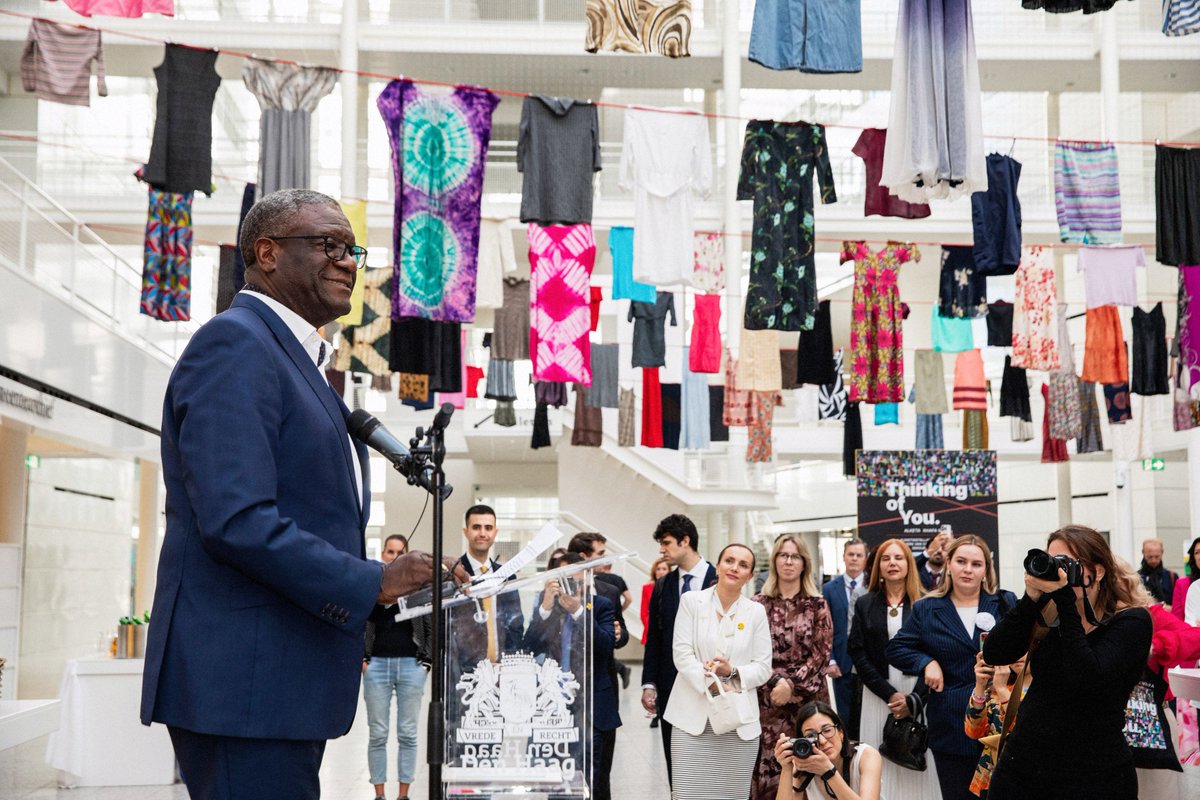 MukwegeFound's tweet photo. 7⃣Dr @DenisMukwege added: “ I call on eachofyou to turn your emotions into concreteactions and join the @MukwegeFound #RedLineInitiative campaign against the use of sexualviolence as a methodof #war, and contribute to a world where every woman and child can live free from fear.” https://t.co/J3wMNkudtT
