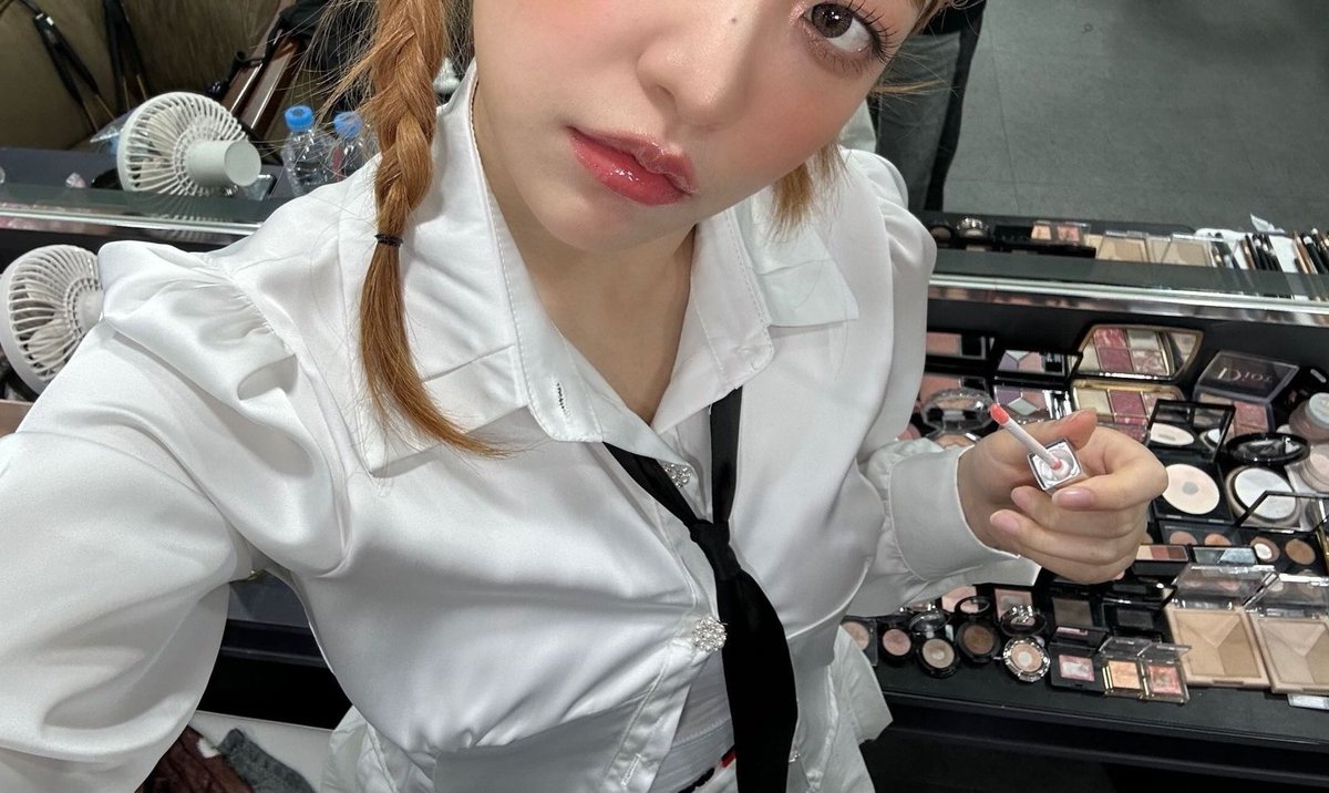 ᡣ𐭩 tweet media