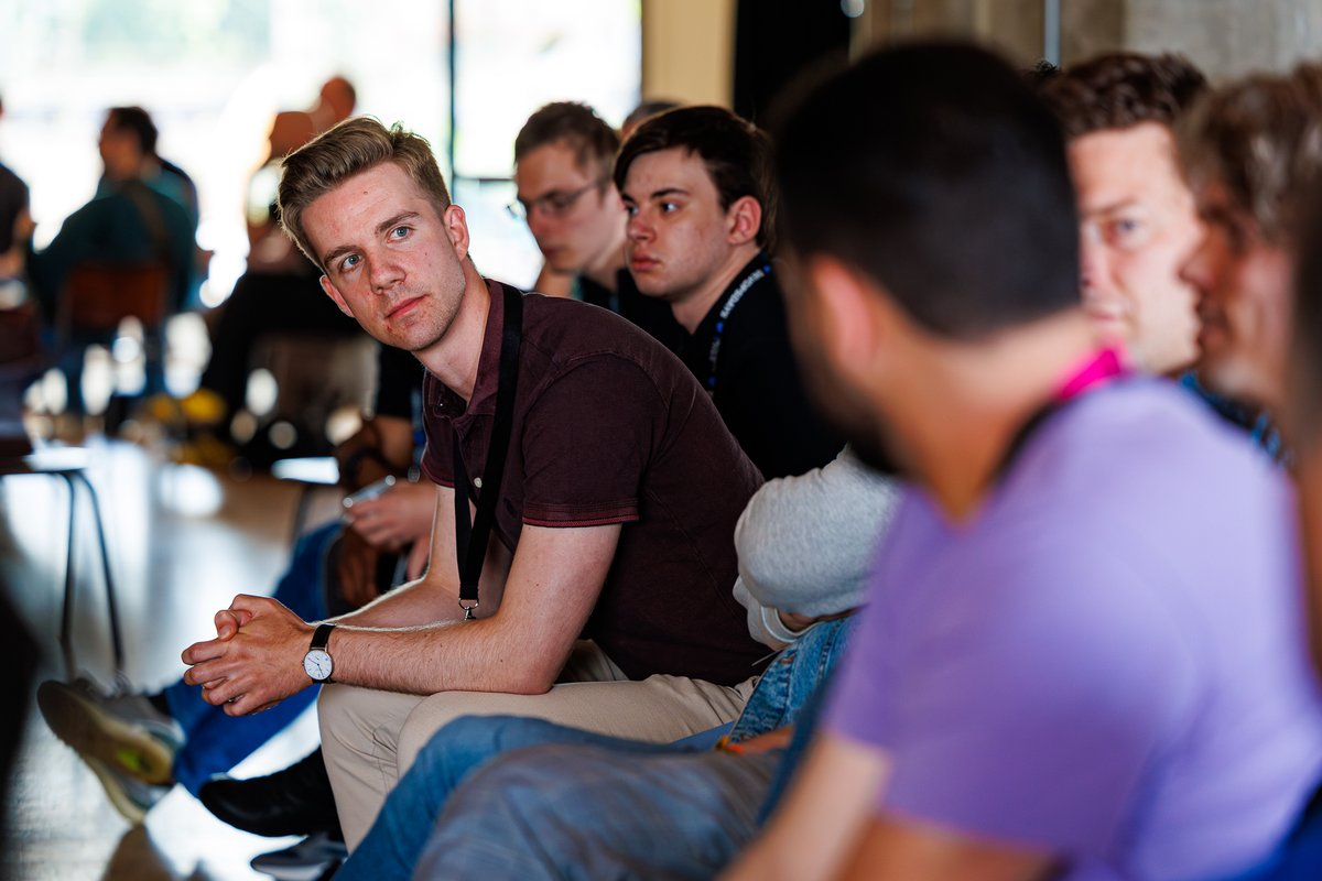 Devopsdays Amsterdam | amsterdam@devopsdays.org tweet media