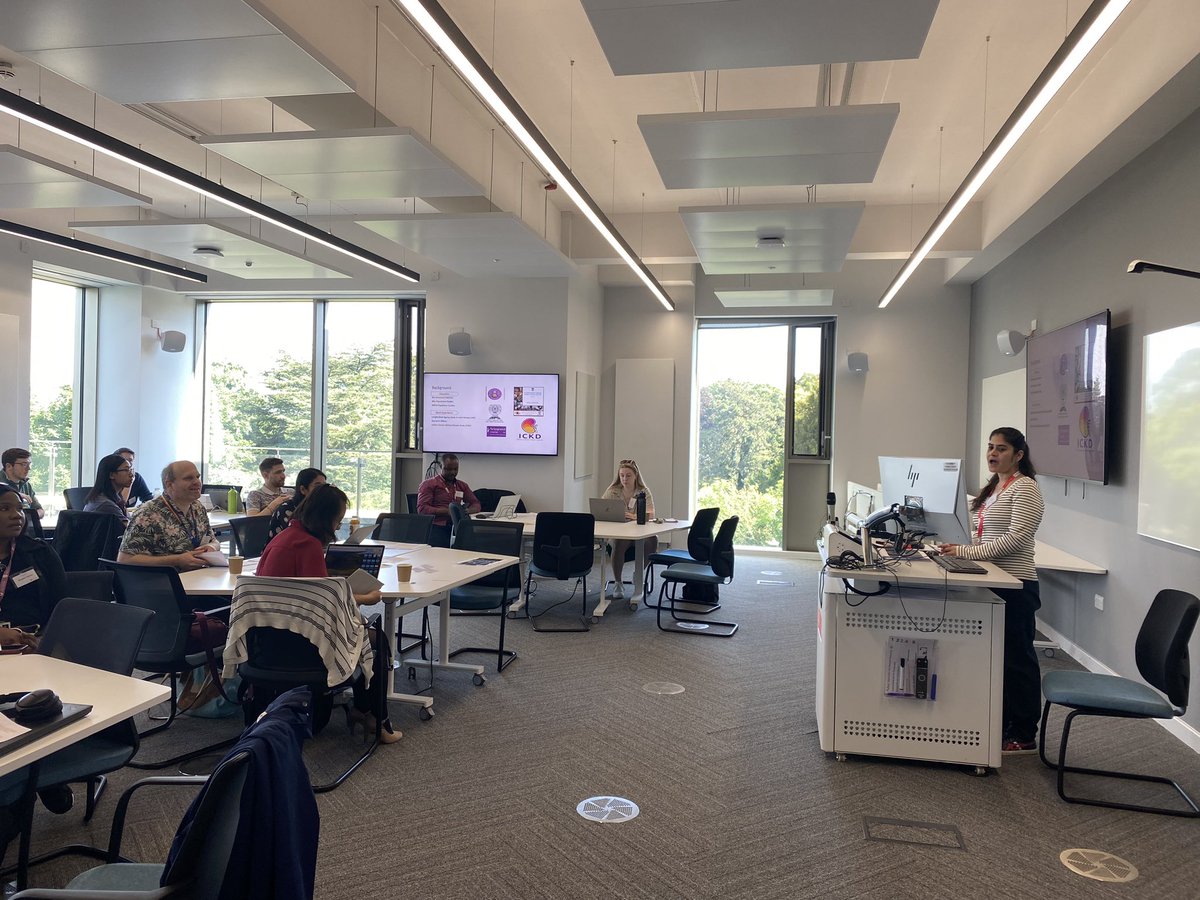 Great variety of presentations by first year students! Making the world a better place with their research! <a href="/SocSciHealth/">SAPPHIRE research</a> <a href="/uniofleicester/">University of Leicester</a>