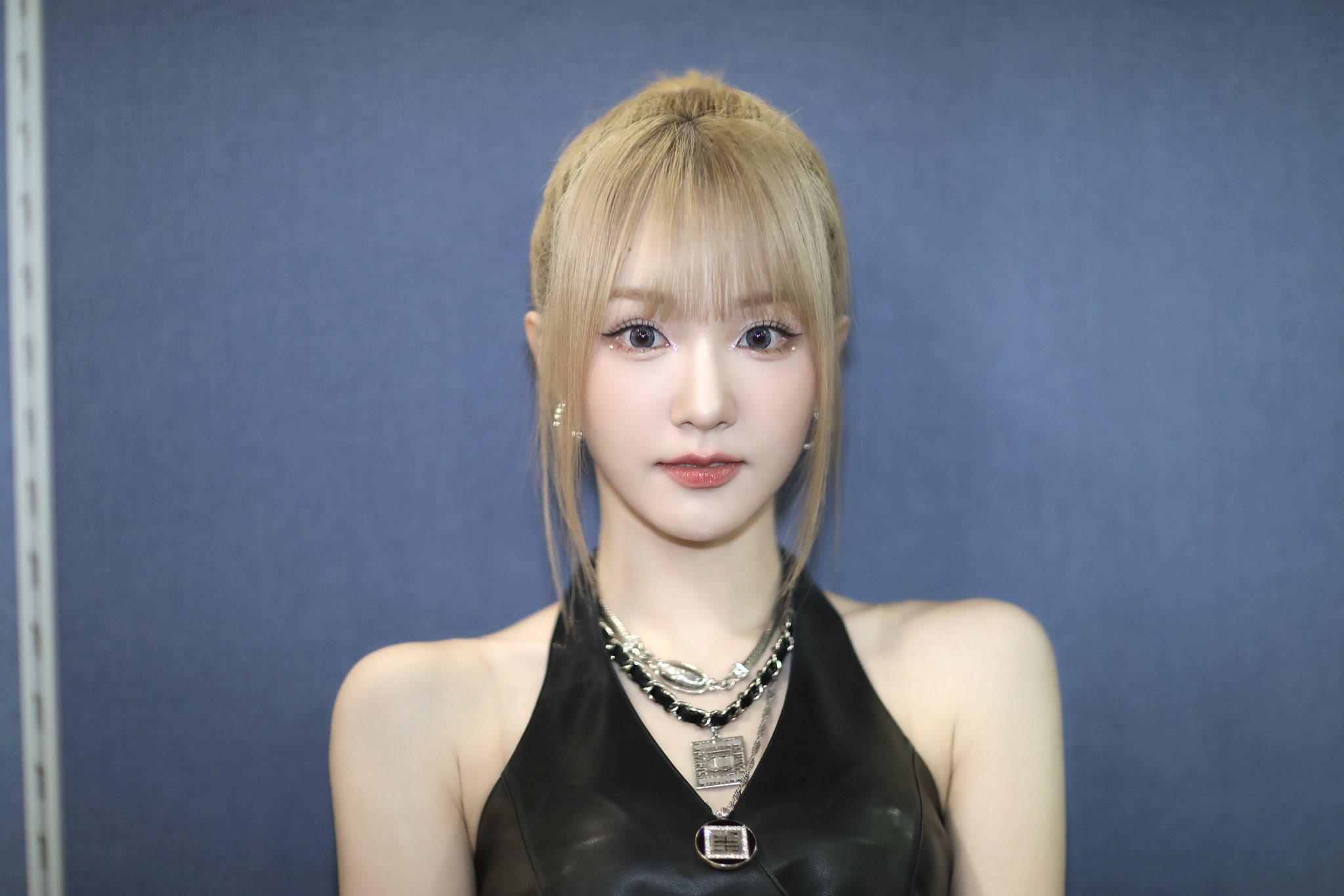 WOOAH 우아 on X: 