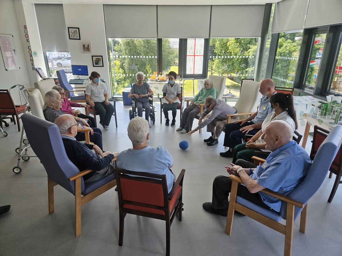 ImcUnit's tweet image. Making rehab fun! Some great work in today's therapy led exercise group.