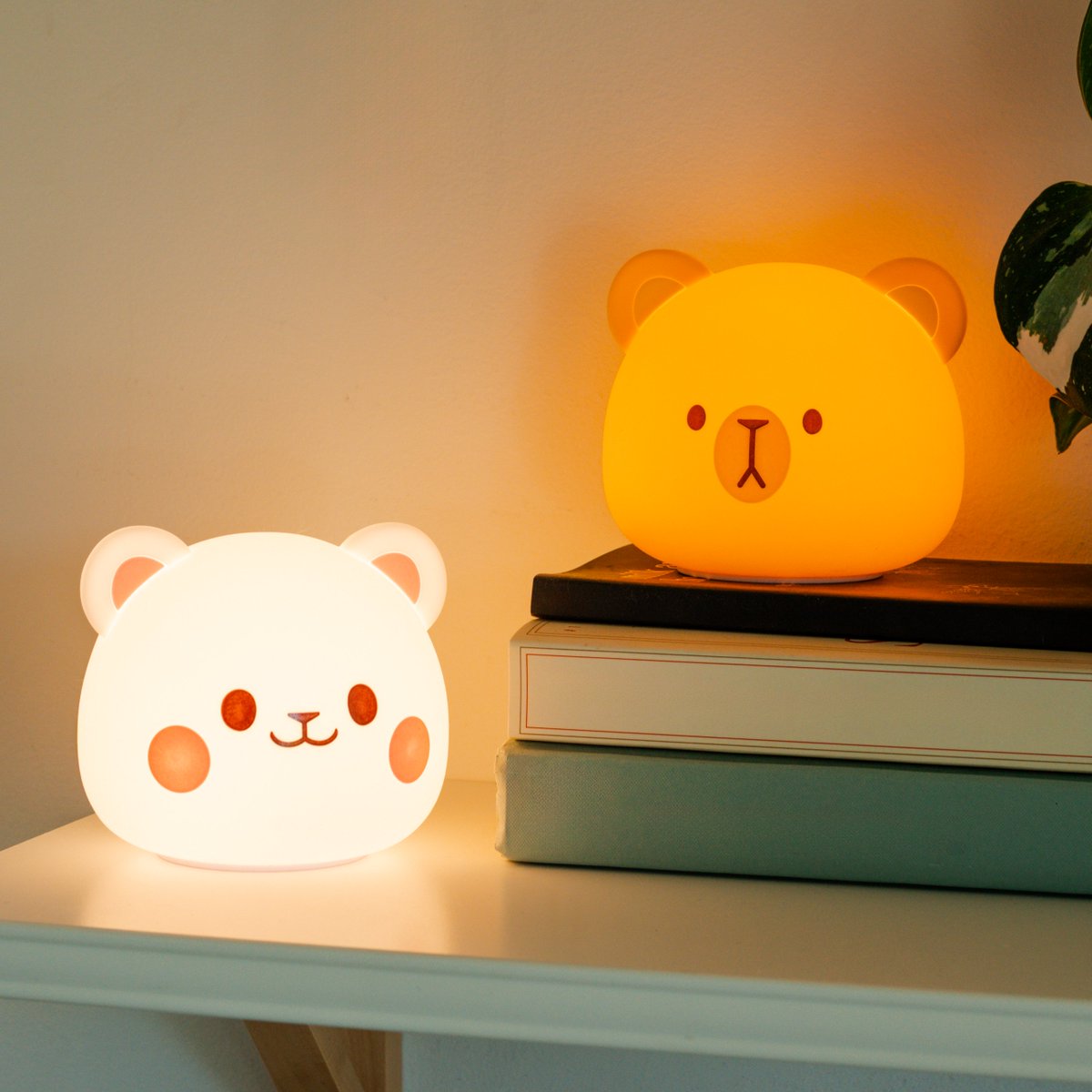 milkmochashop's tweet photo. Your new favorite nighttime companion, Squishy Night Light!💡Get it first at #AX2024! https://t.co/l2awrkhQKB