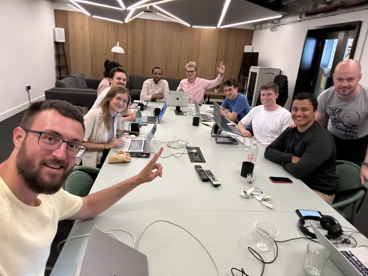 Stayed in a London an extra day and met the great crowd <a href="/hackaditch/">hackaditch</a> by <a href="/TobiasWhetton/">Τobias Whetton</a>