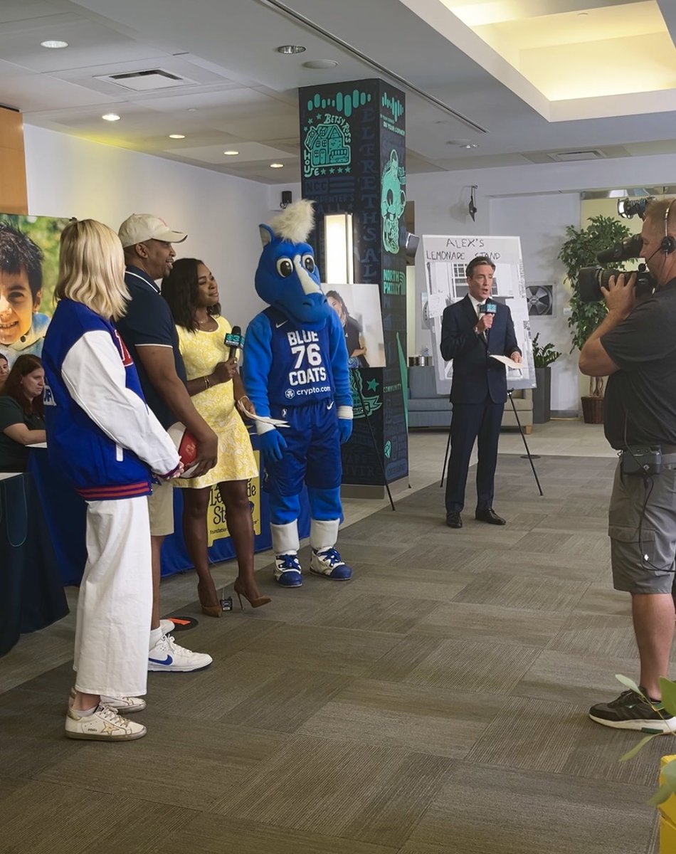 blue_coats's tweet photo. proud to join #CBS3 for their annual #CBS3StandforHope Telethon with @AlexsLemonade today.🍋 see below for ways to donate to childhood cancer research.💛
Call: 866-333-1213
Text: CBSALEX to 44-321
Venmo: @AlexsLemonadeStandFoundation (include CBS in the What’s it for comment section)
Online: https://t.co/a2jwyrfh1V, https://t.co/f3s81JBW02, and https://t.co/3WkedO2KfF