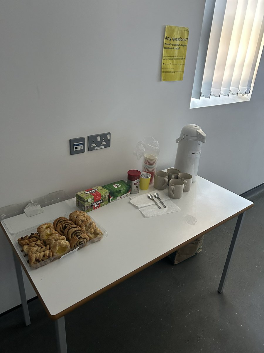 lexgates's tweet photo. Successful respiratory physio study day run for the physio staff at Brainkind today #training #physio #respiratory https://t.co/jvix76rTqA