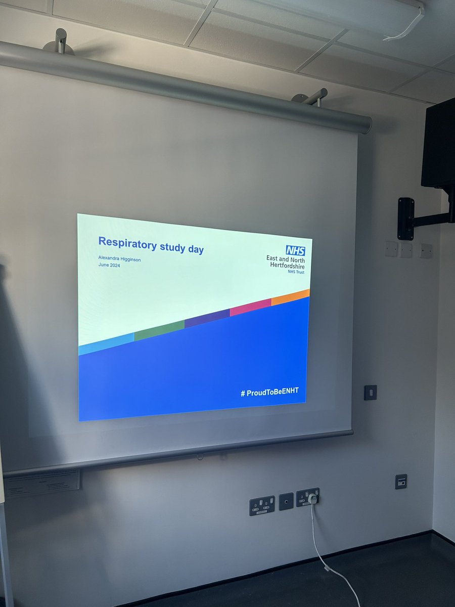 lexgates's tweet photo. Successful respiratory physio study day run for the physio staff at Brainkind today #training #physio #respiratory https://t.co/jvix76rTqA