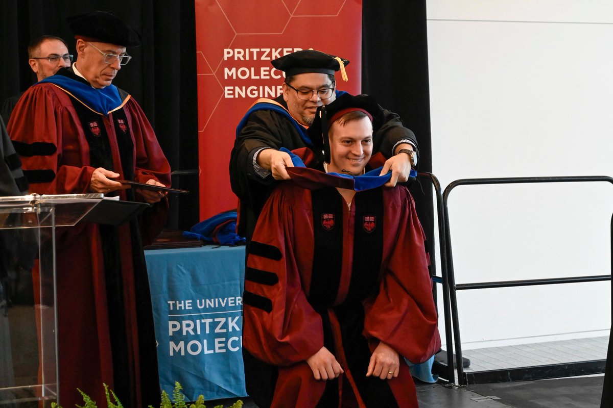 UChicagoPME's tweet image. Congratulations to our #PMEGrad2024 giveaway winners who received a branded gift bag following this year's PME Hooding &amp;amp; Diploma Ceremony and to this year's alumni! Be sure to tag us and share where your @UChicagoPME degree will take you! 🎓 #EngineerTheFuture @UChicagoAlumni