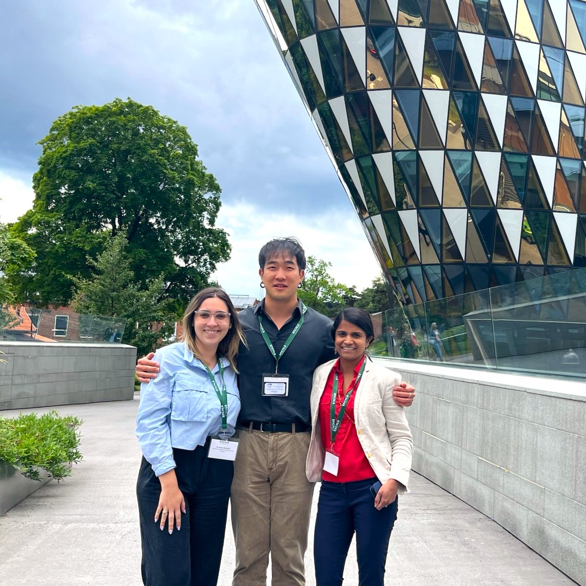 NeuroCRU's tweet photo. CRU representation at #ENCALS2024 this week! Nisha Pulimood (r) presented a poster on darifenacin, a selective M3 muscarinic receptor antagonist, and its impact on #NMJ function in #ALS. HyungMo Kang's (c) poster outlined findings from Canadian biobanking initiative #CAPTUREALS. https://t.co/Rl7FMu0Idp