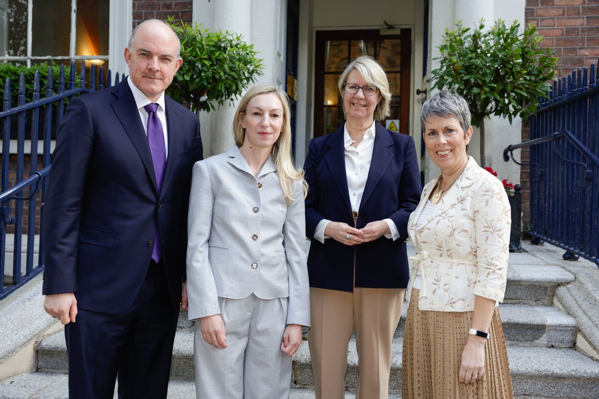 Maynooth University (@maynoothuni) on Twitter photo 🎉On June 10th we marked 20 years of @Ireibrar at an event <a href="/Library_RIA/">Royal Irish Academy Library</a> that brought together librarians, academics, and policymakers to reflect on the consortium’s impact and future role.
maynoothuniversity.ie/presidents-off… 🎉On June 10th we marked 20 years of @Ireibrar at an event <a href="/Library_RIA/">Royal Irish Academy Library</a> that brought together librarians, academics, and policymakers to reflect on the consortium’s impact and future role.
maynoothuniversity.ie/presidents-off…