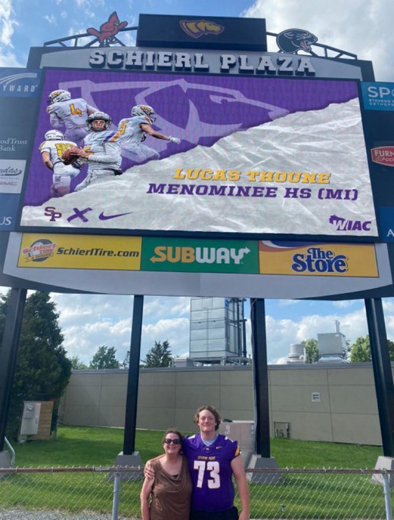Had a great time with <a href="/UWSPFootball/">UWSP Football</a> on Tuesday . I wanna thank <a href="/michael_kubicki/">Michael Kubicki</a> for extending an invitation for a summer junior day. Learned a lot about the program and thanks mom for hopping in for a photo!
