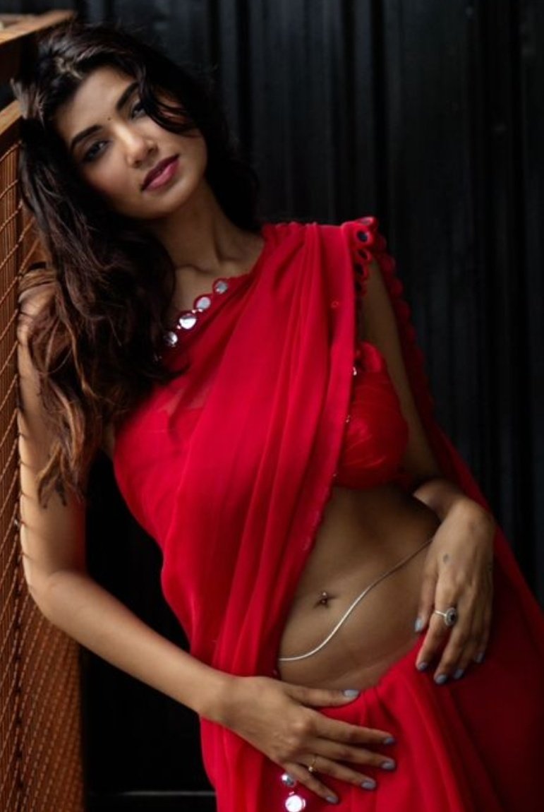 GQhx6blbIAAIwoo?format=jpg&name=medium