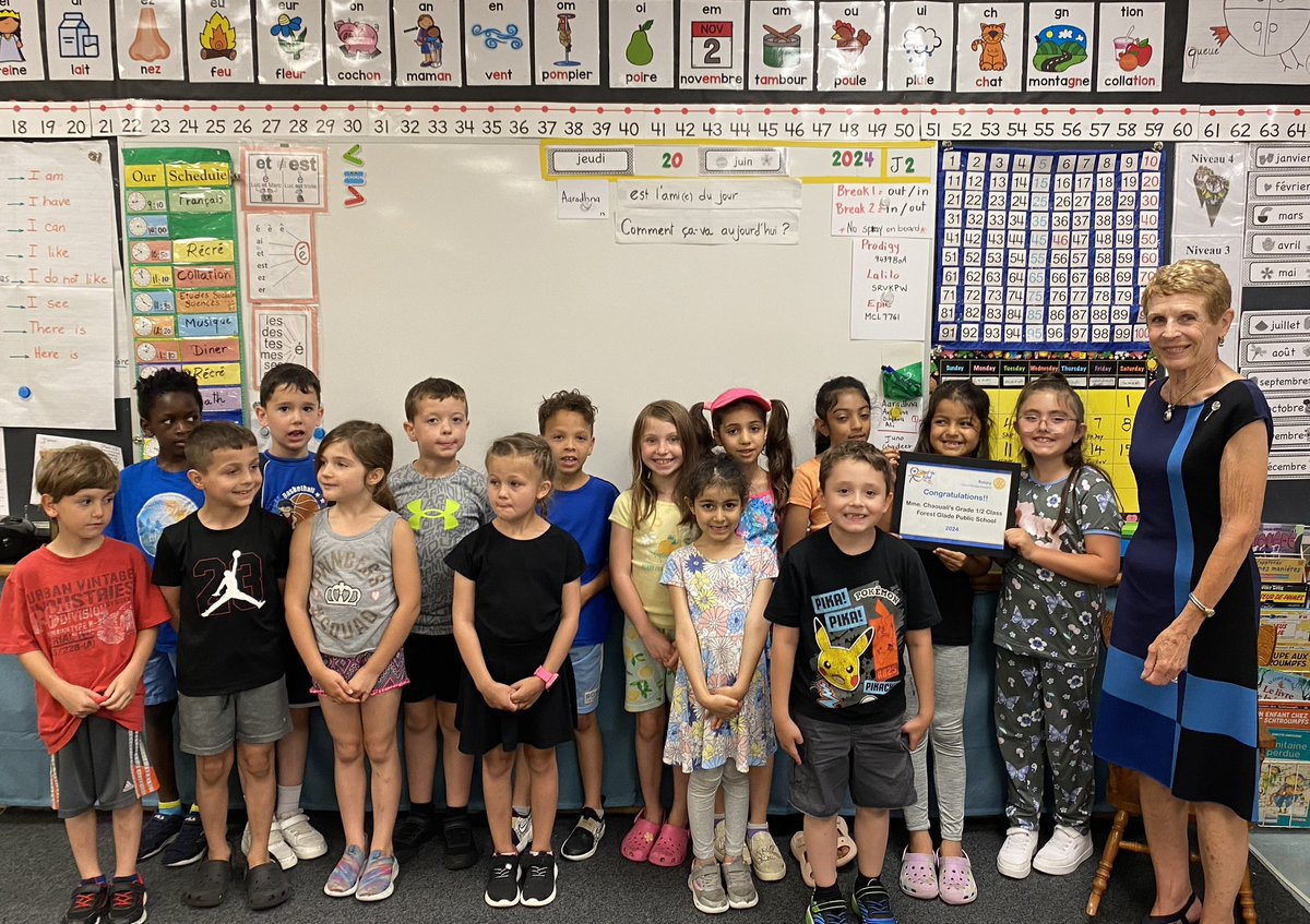 MmeChaouali's tweet photo. A big thank you to The @RotaryClubWinds for the One of The Kind Grant. Grade 1/2 were very proud of their act of kindness @Glade_Gators @MsAwender @gecdsbpro #bekind https://t.co/7nfYyIEZh5