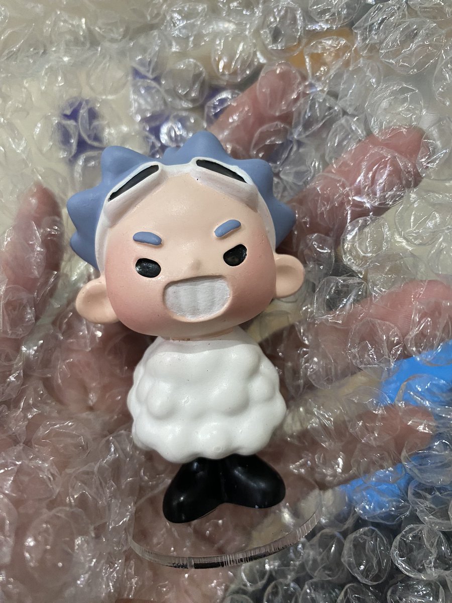 uhfinitee's tweet photo. TURUT MENYELUNDUPKAN:
๐CHS๐VOLKNO VER.๐ฅResin Figure๐ฅ
#PLANDVol3
#PLANDVol3_TREASURE
Ikut majang di tempat teman saya ini di P-Land booth C116 di hari sabtu. Boleh diliat2 aja tp kalo mau dibeli juga boleh hehe makanya dikasih harga sm dilebihin bikinnya kan siapa tau :-) https://t.co/3ODBotx7Af