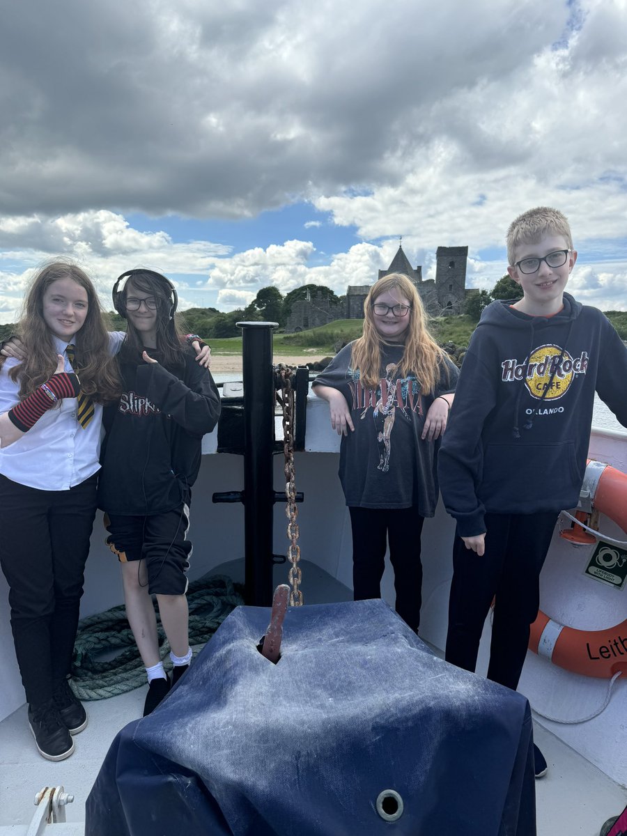 MrsScott_PTASN's tweet image. Our @LighthouseGhs team had a wonderful day at Inchcolm Island with a group of our pupils yesterday. Boat trips 🛳️, seal spotting 🦭, exploring the abbey &amp;amp; searching for shells on the beach ☀️. “This has been the best day ever” said R 🥰 We even spotted a Lighthouse 💛 #GHSPride