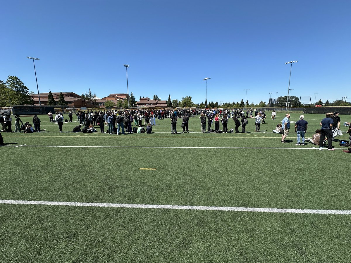 During 5th period finals, a fire alarm went off. Not sure of the cause yet… <a href="/TerraceNation/">Mountlake Terrace HS</a>