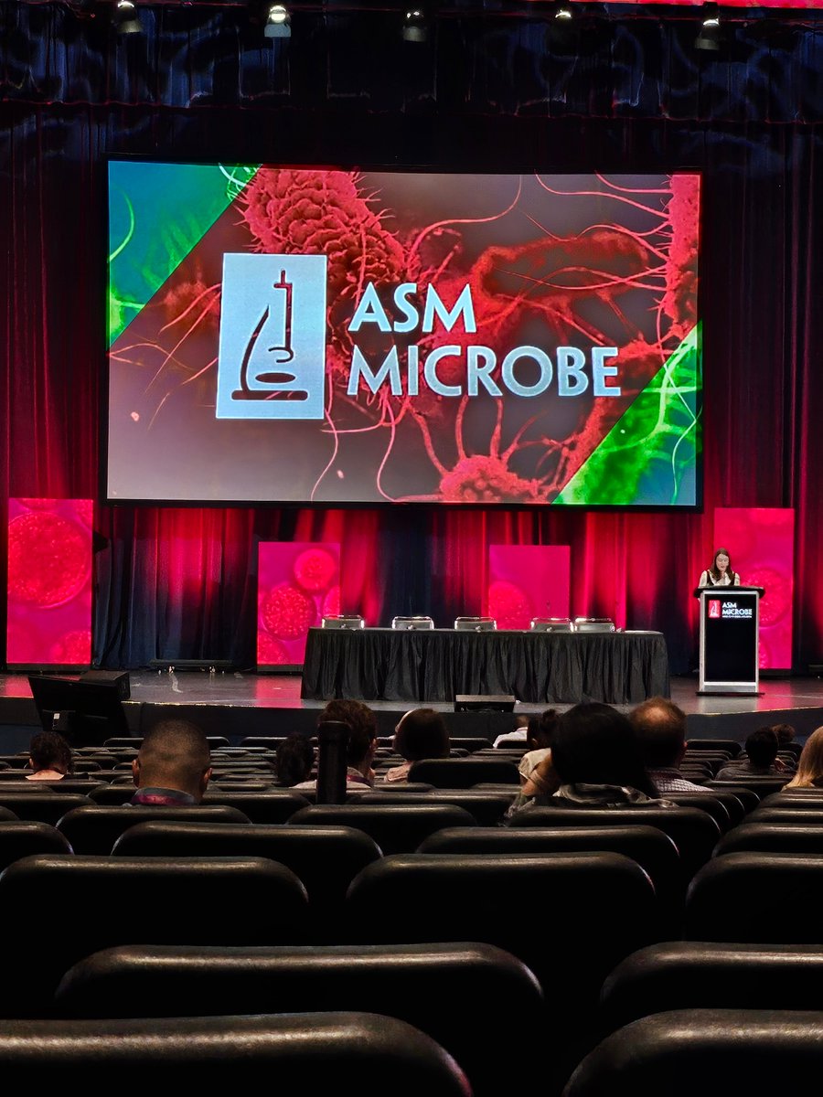hwongumn's tweet photo. Had a great time attending the 2024 #ASMmicrobe in Atlanta, GA with @PowerOfMicrobes. So nice to finally get the chance to meet many of our collaborators in person. We also presented our latest research on N-cycling. 
Stay tuned, the results will be published soon. https://t.co/El3mFllhlN