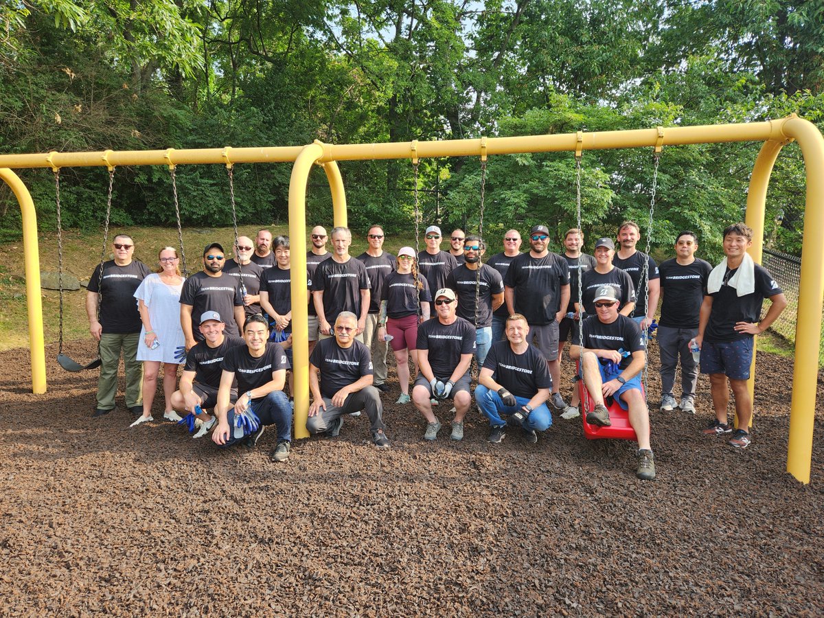 FirstStepsNash's tweet image. How do you get 8 palettes of donated rubber mulch into First Steps’ playground? You welcome @bridgestone employees to make it happen. Thank you for enduring the heat to give children a safe place to play! #WhatReallyMatters #Bridgestone