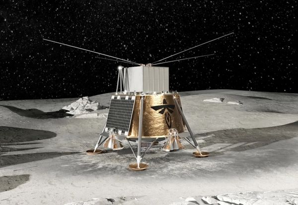 A new surge of government and commercial space activity is opening up the Moon for exploration and development. But that activity could interfere with aspects of the Moon that make it an ideal outpost for astronomy. buff.ly/3VN6ENa