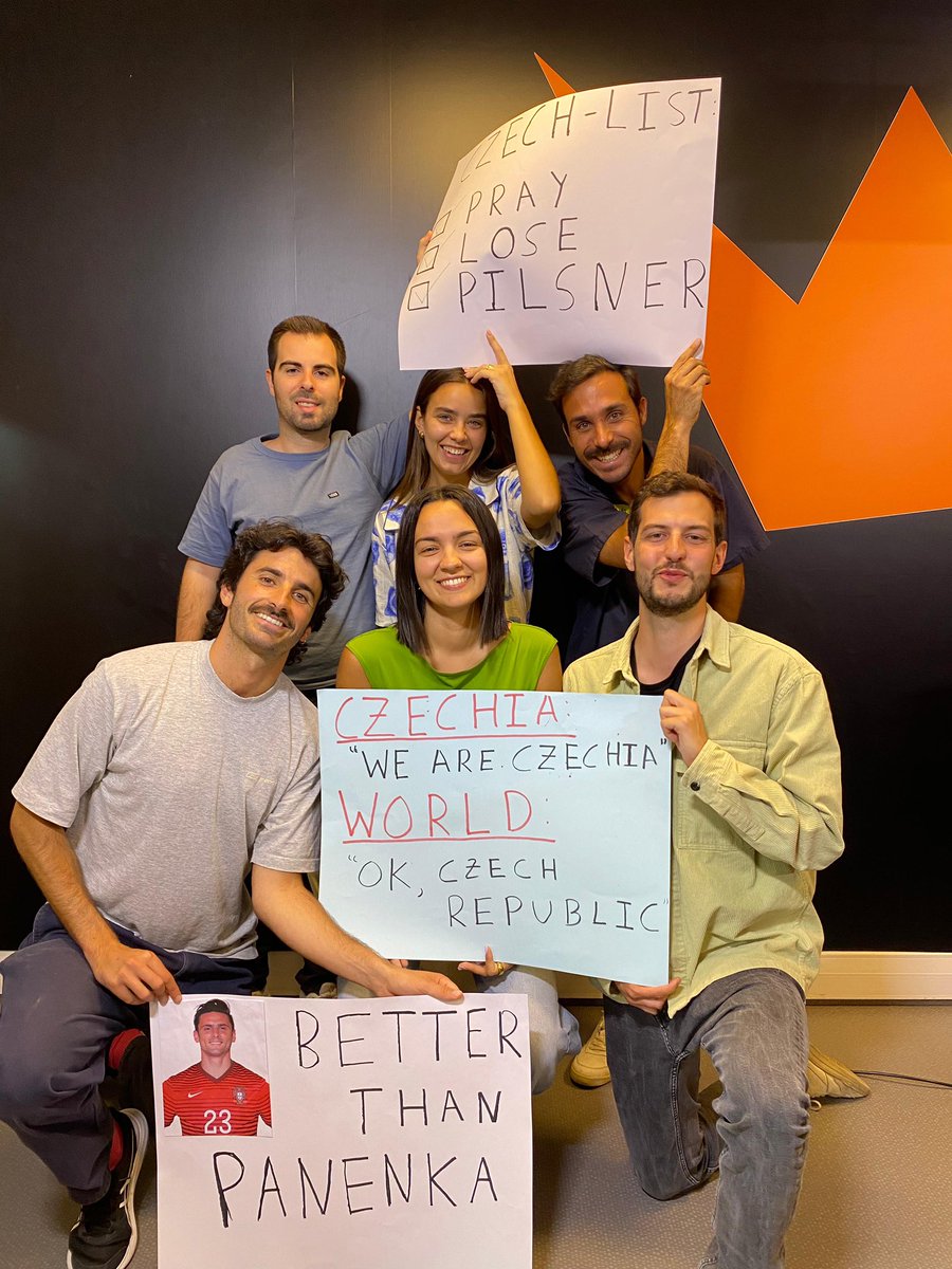 Quem viu este massacre da paella à pizza (tinha ananás, claramente)? Não importa. 

Andámos pela Antena 3, Mega Hits, Cidade FM e RFM nos últimos dias, para explicar este conceito. A aventura começa amanhã. Juntem-se a nós 🤜🏻🤛🏻