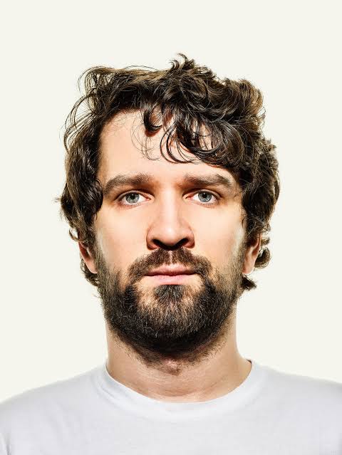 סביר להניח שמעולם לא שמעתם על סטיבן בונל הידוע בכינויו דסטיני, אבל הילדים שלכם כן.

בונל הוא פרשן פוליטי אמריקאי בן 35.

מגדיר את עצמו שמאלן פרוגרסיבי, אבל מתון. בונל התחיל את הקריירה כסטרימר של משחקי מחשב (מצלם את עצמו משחק ומשדר את זה בשידור חי בפלטפורמות ייעודיות) וכך צבר