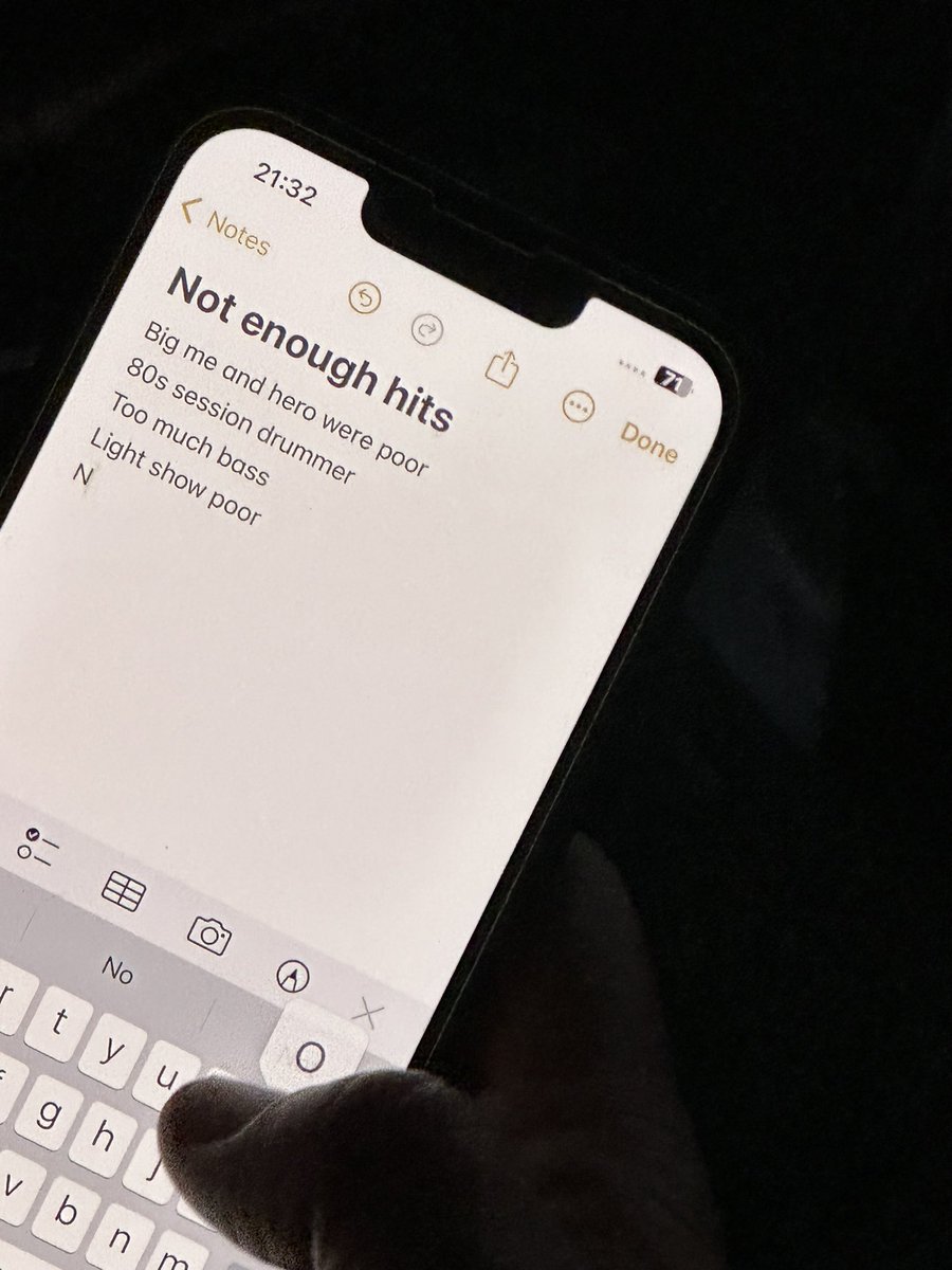 Sat behind this absolute knob head at the <a href="/foofighters/">Foo Fighters</a> gig in London tonight 
<a href="/LondonStadium/">London Stadium</a> <a href="/FooFightersUK/">Foo Fighters UK</a> 
Someone clearly wants to be working for <a href="/NME/">NME</a> magazine 🙄😉 #whoareyou #foofighters