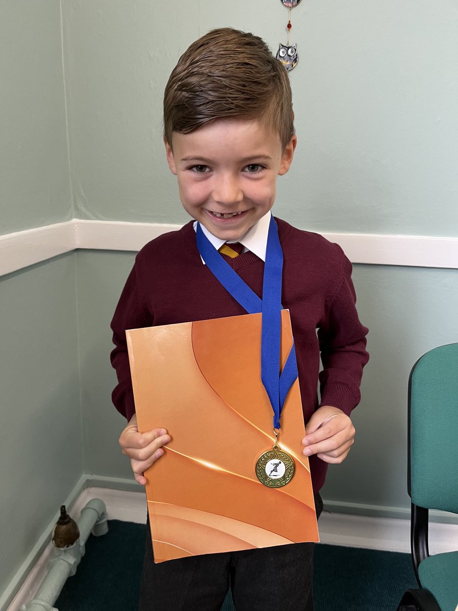 A gold medal for tennis! 🎾 What an achievement!! #WQgoldenbook