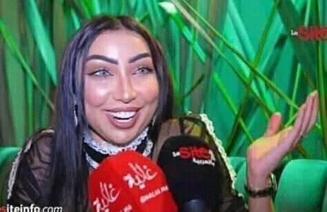 النساء والمساء 
تغير حرف فأكتمل الجمال!.
الرجال والدجال تغير الحرف فأكتمل الخبث!.مدري مين اللي كاتبها 

بس الله يقلعة 💔😂