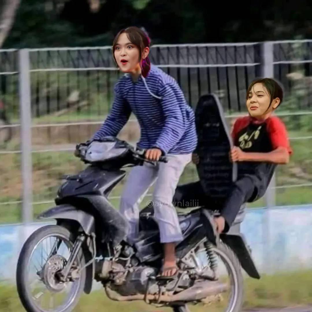 kepoonaonsi's tweet photo. GUA KETAWA NGAKAK ANJER LIAT FOTO INI @R_AdelJKT48 @A_ZeeJKT48 🤣🤣🤣 https://t.co/Z5mHcb9LOx