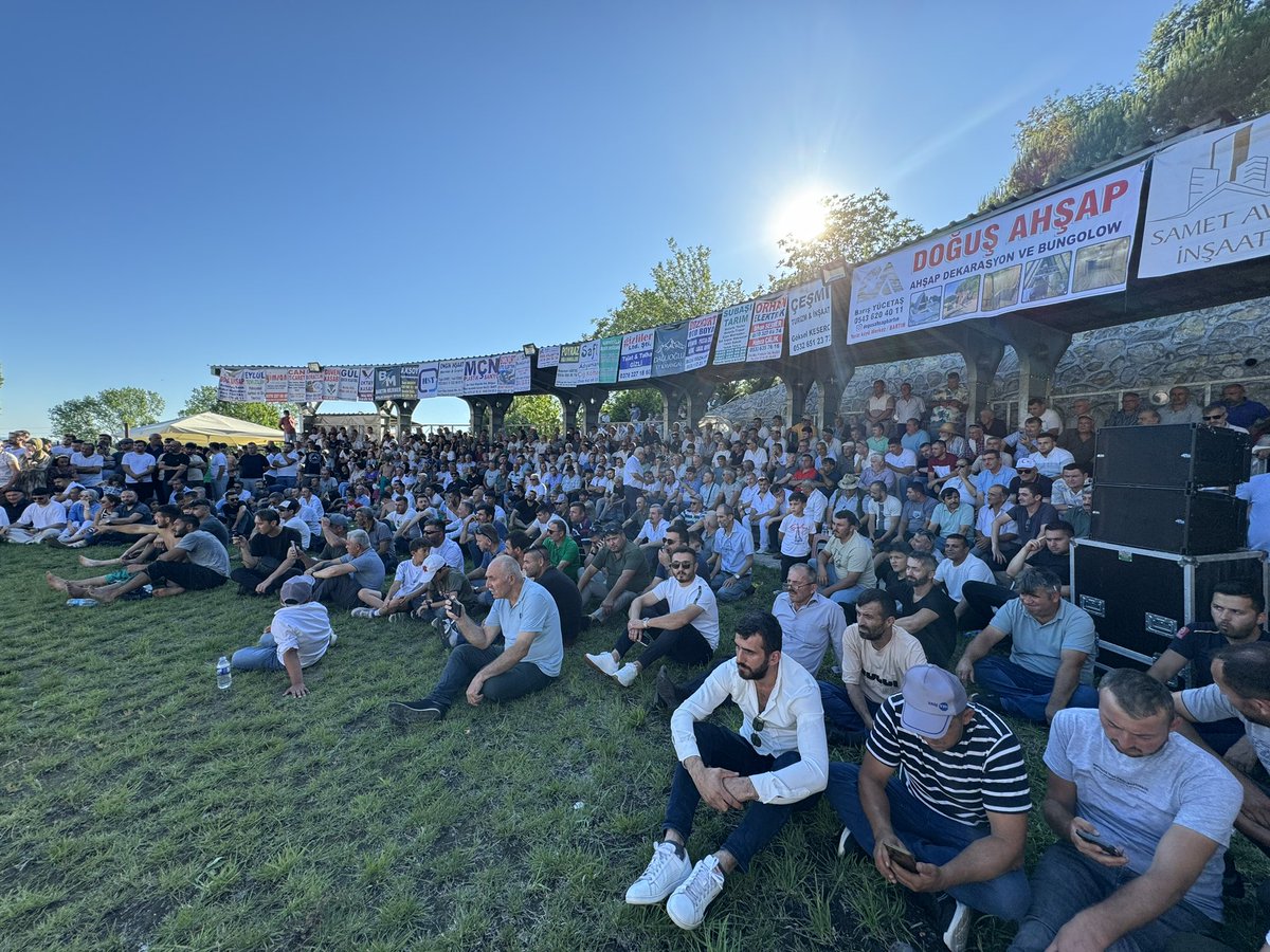 yaldatmaz's tweet photo. 📍#YANAZ GÜREŞ SAHASI

Ata Sporumuz Geleneksel 203. #Yanaz Karakucak  Güreşlerine ev sahipliği yaptı.

203. Geleneksel Yanaz Karakucak Güreşlerini hemşehrilerimiz ile birlikte izledik, güreşçilerimizi, pehlivanlarımızı tebrik ediyorum. https://t.co/jdF3gRz2aS