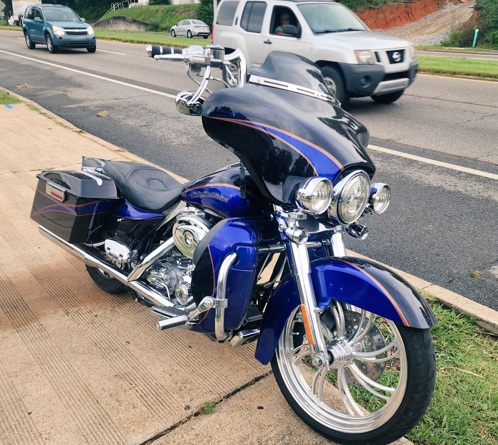 taylorbilt's tweet image. Before, during &amp;amp; after.... Not bad for an 04 EG cvo