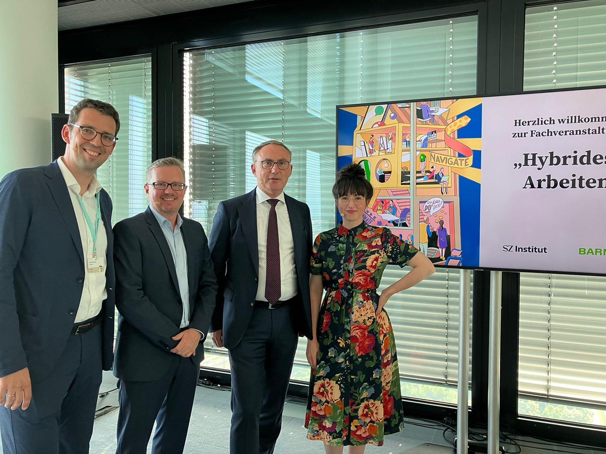 BARMER Presse (@barmer_presse) on Twitter photo Vorstellung der Ergebnisse und anschließende Diskussion mit (v.l.n.r.) Moderator Dirk von Gehlen (<a href="/dvg/">Dirk von Gehlen 🤷🏻♂️</a>), Studienautor Prof. Dr. Stephan Böhm (<a href="/HSGStGallen/">Universität St.Gallen (HSG)</a>), dem Vorstandsvorsitzenden der BARMER, Prof. Dr. med. Christoph Straub & der Journalistin Ph.D. Lena Marbacher (<a href="/marbanel/">Lena Marbacher</a>) Vorstellung der Ergebnisse und anschließende Diskussion mit (v.l.n.r.) Moderator Dirk von Gehlen (<a href="/dvg/">Dirk von Gehlen 🤷🏻♂️</a>), Studienautor Prof. Dr. Stephan Böhm (<a href="/HSGStGallen/">Universität St.Gallen (HSG)</a>), dem Vorstandsvorsitzenden der BARMER, Prof. Dr. med. Christoph Straub & der Journalistin Ph.D. Lena Marbacher (<a href="/marbanel/">Lena Marbacher</a>)