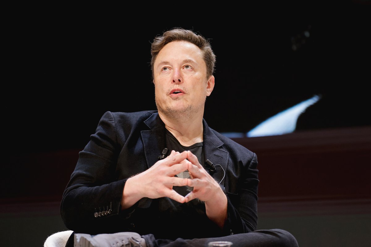 Elon Musk Cannes Lion'da:

''Tarihin en ilginç dönemini yaşıyoruz. Çalışmak isteğe bağlı olacak.''

Konuşmaları tartışmalı ve geleceğimizi etkileyecek.

Dikkat edilmesi gereken 10 önemli nokta:
