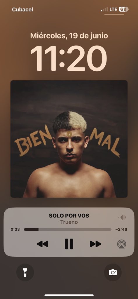 este tema simplemente es esquisito <a href="/TruenoOficiaI/">TR1 ⛈</a>