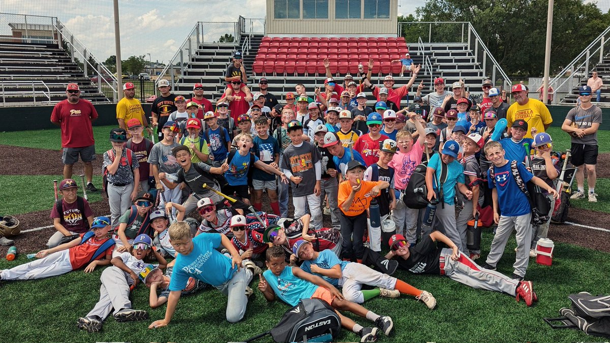 Wrapped up junior Gorilla camp today 🦍⚾

Big thanks to everyone for coming out! Hope you had as much fun as we did💪