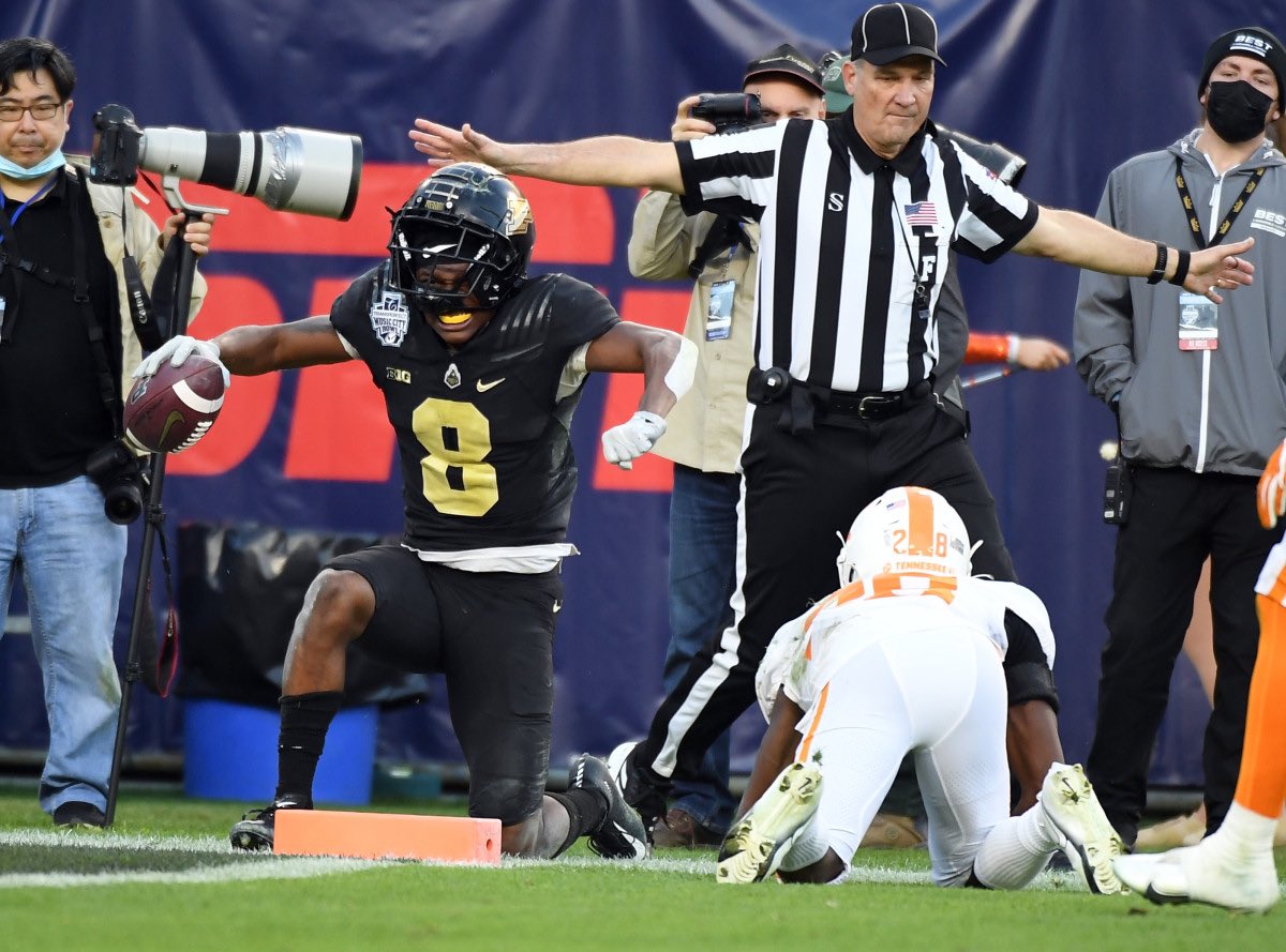 #AGTG After a great conversation with <a href="/Coach_CPatt/">Cory Patterson</a> I am Blessed and honored to receive my 20th D1 offer from <a href="/BoilerFootball/">Purdue Football</a>.

<a href="/BlairAngulo/">Blair Angulo</a> <a href="/BrandonHuffman/">Brandon Huffman</a> <a href="/TomLoy247/">Tom Loy</a> <a href="/ChadSimmons_/">ChadSimmons</a> <a href="/samspiegs/">Sam Spiegelman</a> <a href="/adamgorney/">Adam Gorney</a> @RivalsFriedman <a href="/JMadison_FB/">Madison Maverick Football</a> <a href="/Greedy_Elite/">Elite House</a> <a href="/KeepItSmooth__/">Taco</a>