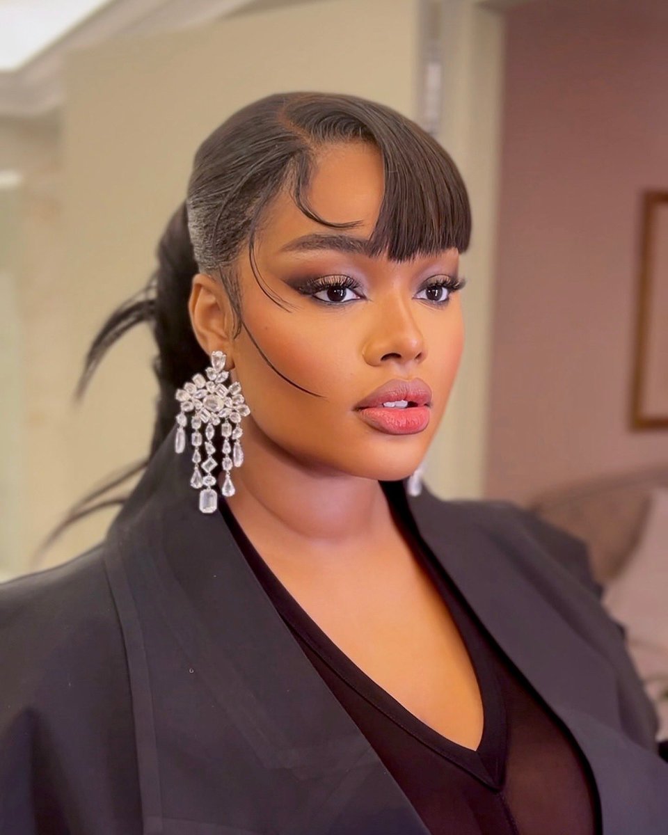 seraiahartistry's tweet photo. Something a lil different on the gorgeous Ms Precious Lee 🤩😍✨ https://t.co/Itx8AAdR8j