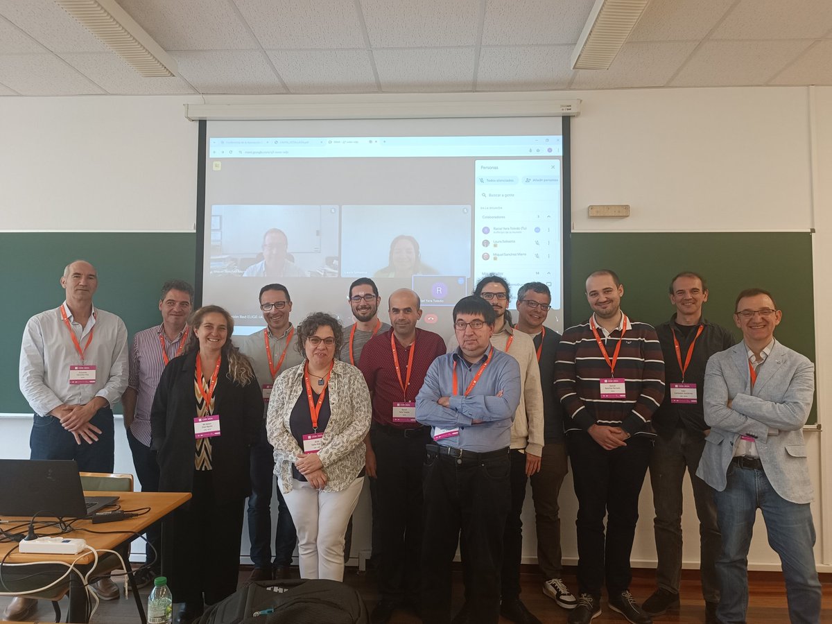 lumalo1970's tweet photo. Un gran placer coordinar la @red_elige_IA y celebrar la primera edición del Congreso #SisRec  en el evento #CAEPIA2024 en el @CongresoCedi. Muchas gracias a todos los miembros de la red y a los asistentes. https://t.co/sR4cOuXyp9